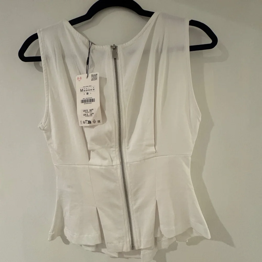 NWT Zara Elegant White Peplum Sleeveless Blouse - Picture 2 of 3